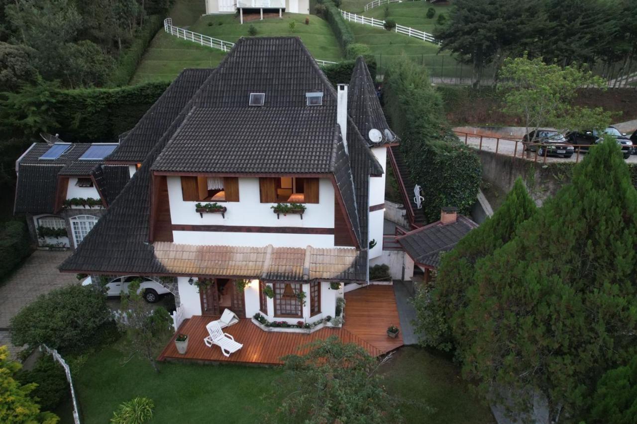 11| Casa Com Lareira Em * Campos do Jordão