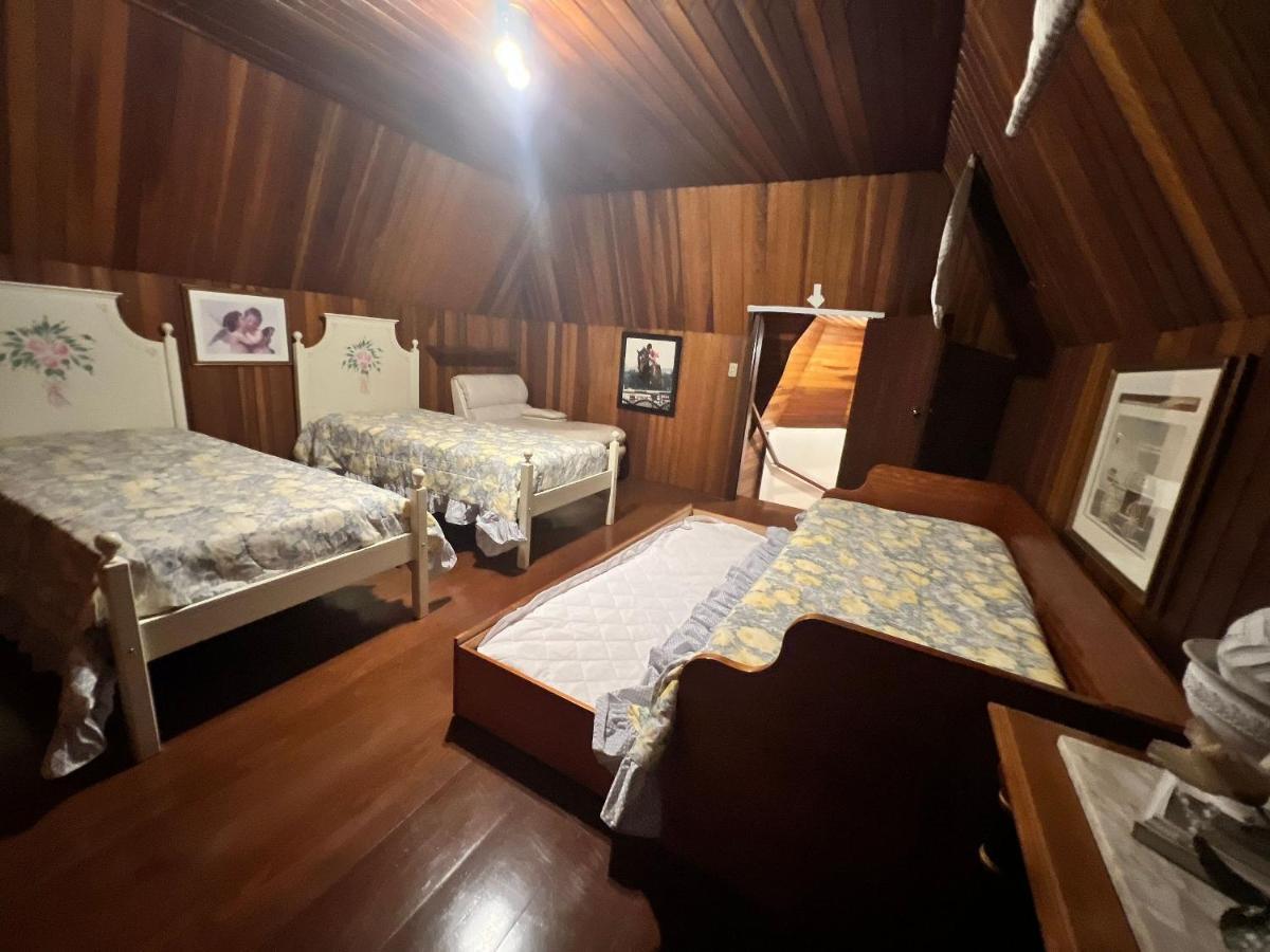 11| Casa Com Lareira Em *