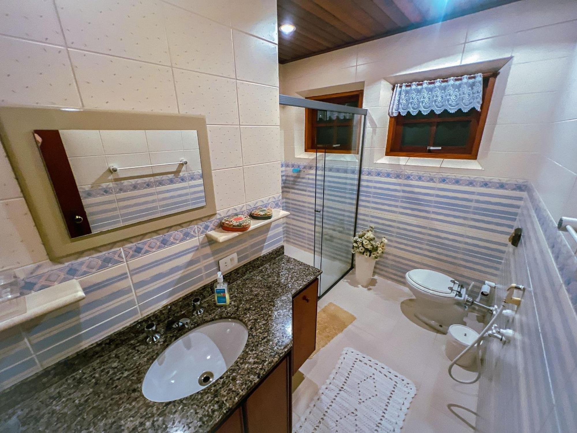 11| Casa Com Lareira Em