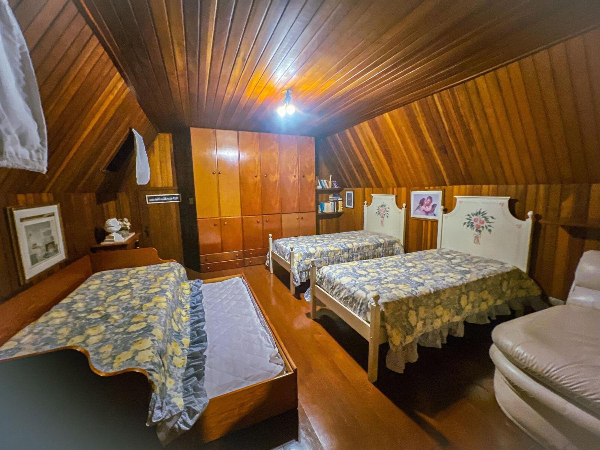 11| Casa Com Lareira Em